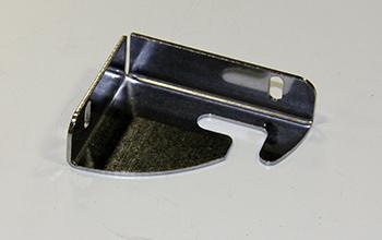 BRACKET, LID PIVOT, RIGHT