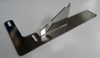 LID HINGE BRKT LT, QUIZNO